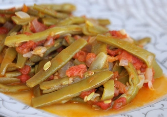 Zeytinyağlı Taze Fasulye Tarifi ve Malzemeleri